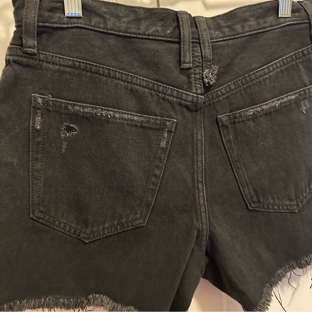 Free People Makai Cutoff Short in Washed Black 27 - Picture 7 of 9